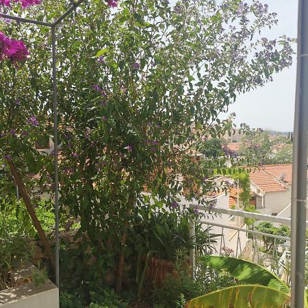 Apartman Tudor Kuzma Χβαρ Εξωτερικό φωτογραφία